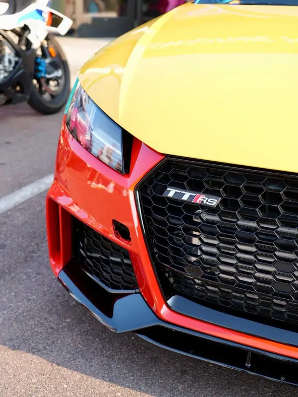 Audi TT RS, front detail: car photography by Izayuh Visuals in Sioux Falls, SD