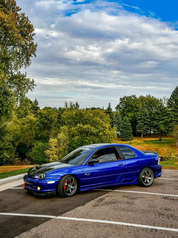 Dodge Neon, first gen: car photography by Izayuh Visuals in Sioux Falls, SD